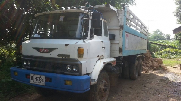 พ่วงดั้มพ์ แม่-ลูก