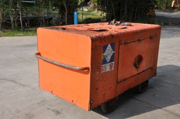 ขาย เครื่องเชื่อม-ปั่นไฟ YANMAR230AS ดีเซลสภาพเดิมๆจากญี่ปุ่น 38,000เท่านั้น!!
