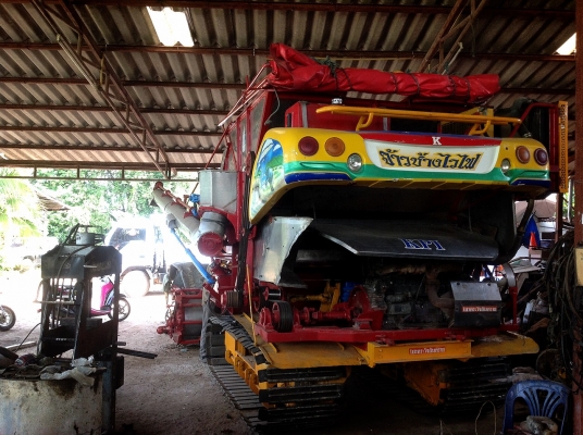 รถเกี่ยวข้าว จ้าวช้างไวไฟ