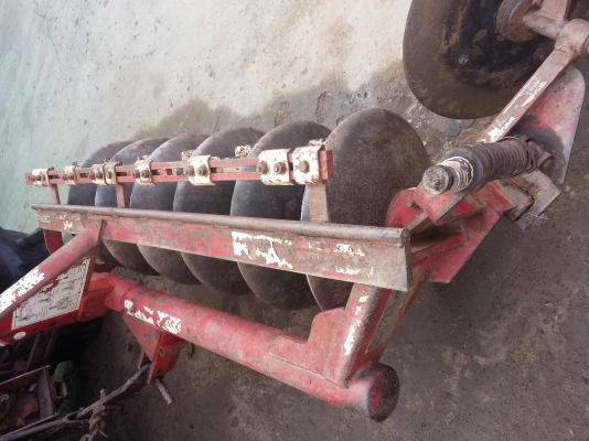 ยันร์ม่า EF352T 4 WD 2 เพลา ใบมีดหน้าคานโค้ง ผาน 6CMT ใช้งานใด้ปรกติ