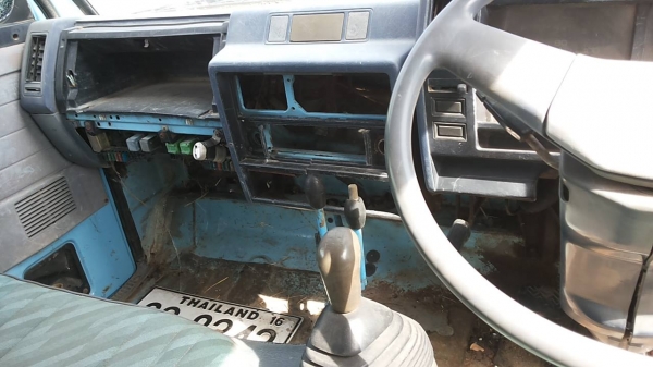 **390,000 บ.ต่อรอง**ขาย6ล้อดั้มดิน5คิว ISUZU NKR 110 NKR58LU5M 4BE1 110HP ห้างแท้เกียร์สั้น ปี40 เครื่องเดิมเกียร์เดิม 4BE1-110แรงฝาดำ เครื่องแน่น แห้งดี แรงดีไม่เยิ้ม เกียร์สั้น เข้าง่ายไม่หลุด ไม่หอน ช่วงล่าง คานหน้าเดิม เฟืองท้ายใหญ่ เสี่ยสั่งลุย คัสซี **390,000 บ.ต่อรอง**ขาย6ล้อดั้มดิน5คิว ISUZU NKR 110 NKR58LU5M 4BE1 110HP ห้างแท้เกียร์สั้น ปี40 เครื่องเดิมเกียร์เดิม 4BE1-110แรงฝาดำ เครื่องแน่น แห้งดี แรงดีไม่เยิ้ม เกียร์สั้น เข้าง่ายไม่หลุด ไม่หอน ช่วงล่าง คานหน้าเดิม เฟืองท้ายใหญ่ เสี่ยสั่งลุย คัสซี