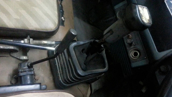 10ล้อดั้ม300แรง(เดิม240แรง) ISUZU FXZ23NFY ปี2533 วางเครื่อง6HK1 300แรงต้วใหม่ รถสวยมาก..มีระบบลาก เล่มพร้อม..