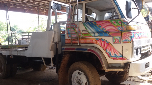 ขายรถสิบล้อหางปลาขึ้นรถเกี่ยวพร้อมใช้