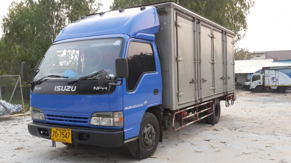 ขาย NPR 130 แรง ปี46 ตู้ 10 บาน ยาว 5 เมตร **ขาย 620000