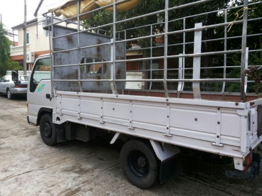 ISUZU 4 ล้อกลาง ไม่ติดเวลา คัสซี NKR 69 E สวยเดิม ปี 07