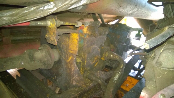 ขายรถเกี่ยวข้าวจ้าวข้าง ปี 46 เครื่อง Isuzu 6HH-210 แรง ตัวเดิน 10 ht ปั๊มแฝด ระสวยพร้อมใช้งาน