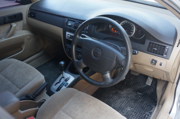 CHEVROLET OPTRA ปี 2005 ขายรถสวย ติดแก็ส LPG หัวฉีด กระจกไฟฟ้า ล้อ MAX แอร์เย็นๆ พวงมาลัยพาวเวอร์ เครื่องเดิม ช่วงล่างแน่น ภายในสภาพสวย สีสวย รถพร้อมใช้งาน