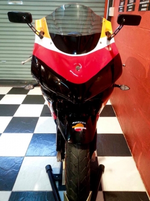 T&amp;T BIKE RAMA2 ขายด่วนเพียง 67500 ฿HONDA CBR400 แฟริ่งRC212 REPSOL ทะเบียนแท้โอนขนส่ง ภาษี พรบ.58 เลข8 สวยๆสีสวยใหม่กริป