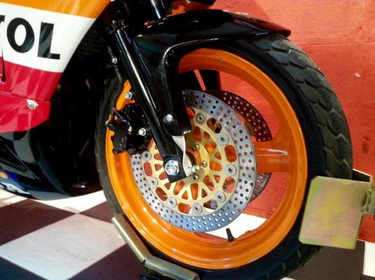 T&amp;T BIKE RAMA2 ขายด่วนเพียง 67500 ฿HONDA CBR400 แฟริ่งRC212 REPSOL ทะเบียนแท้โอนขนส่ง ภาษี พรบ.58 เลข8 สวยๆสีสวยใหม่กริป