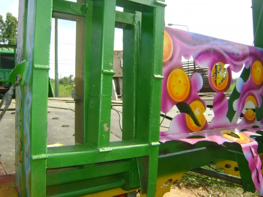 เครื่อง HO7 C 185 แรง พร้อมหางรถเกี่ยว  ราคา 700,000 บาท