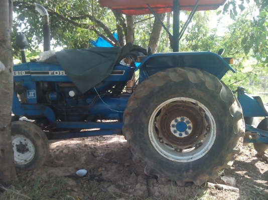 ขายรถไถฟอร์ด รุ่น 6600 แรง อุปกรณ์ ผานหน้าหลัง ขายรถไถฟอร์ด รุ่น 6600 แรง อุปกรณ์ ผานหน้าหลัง