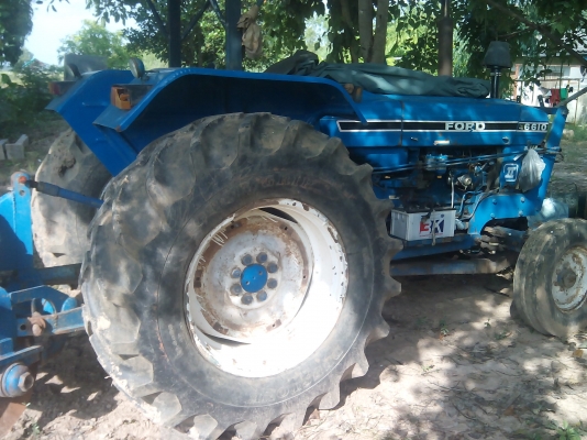 ขายรถไถฟอร์ด รุ่น 6600 แรง อุปกรณ์ ผานหน้าหลัง ขายรถไถฟอร์ด รุ่น 6600 แรง อุปกรณ์ ผานหน้าหลัง