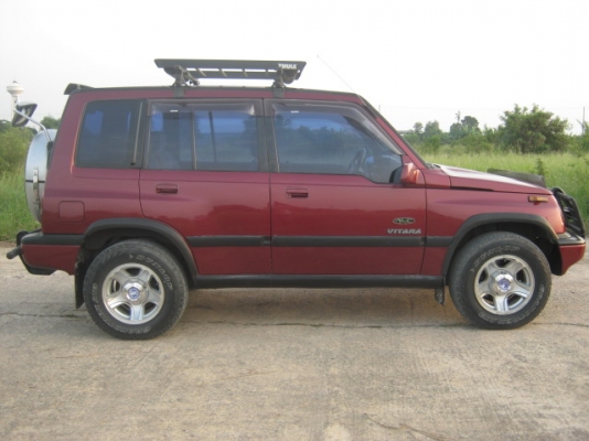 Vitara 5 ประตู แก๊ซหัวฉีด เกียร์ธรรมดา สภาพพร้อมใช้ ของแต่งตรึม 148,000 Vitara 5 ประตู แก๊ซหัวฉีด เกียร์ธรรมดา สภาพพร้อมใช้ ของแต่งตรึม 148,000