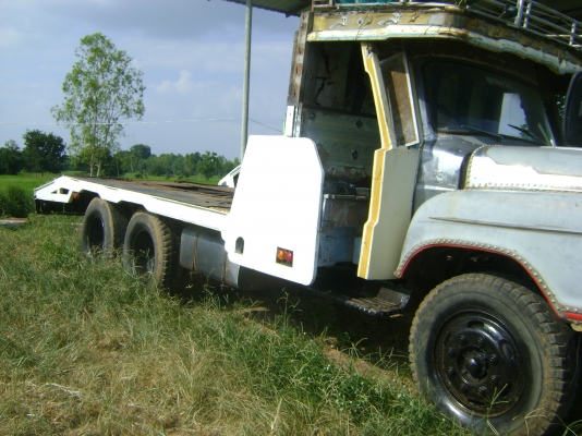 หัวยาว หางปลา เครื่อง 6BF1     175 แรง  ราคา  300,000 บาท