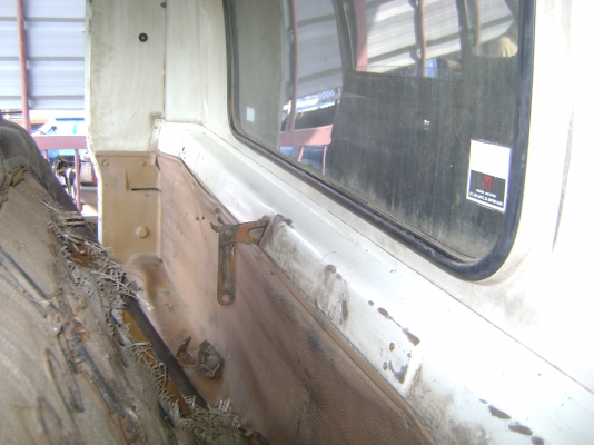 NPR  4BD1   115 แรง  ตามภาพ  270,000  บาท ด่วนๆๆ