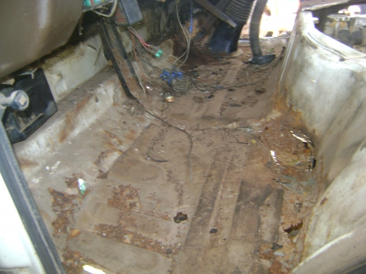 NPR  4BD1   115 แรง  ตามภาพ  270,000  บาท ด่วนๆๆ