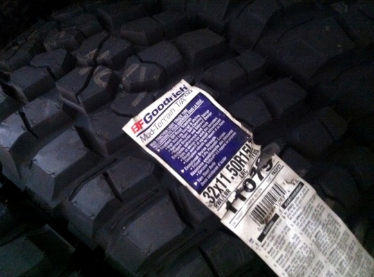 ขายยางใหม่ BF Goodrich All-terrain/ Mud-Terrain KM2 มีหลายขนาด ขายยางใหม่ BF Goodrich All-terrain/ Mud-Terrain KM2 มีหลายขนาด