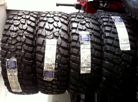 ขายยางใหม่ BF Goodrich All-terrain/ Mud-Terrain KM2 มีหลายขนาด ขายยางใหม่ BF Goodrich All-terrain/ Mud-Terrain KM2 มีหลายขนาด