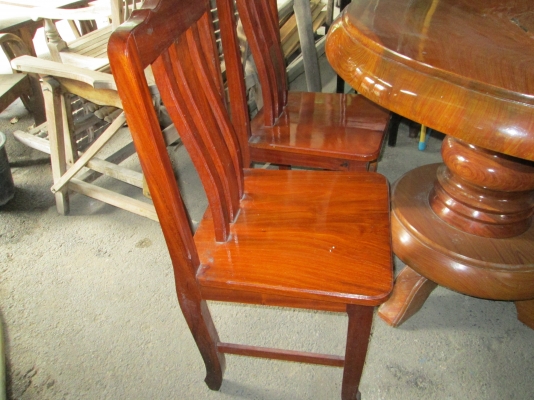 ไม้มะค่าทั้งต้น   หนักมาก   ราคาแสนจะถูก   ขาย 12000บาท