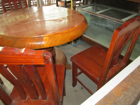 ไม้มะค่าทั้งต้น   หนักมาก   ราคาแสนจะถูก   ขาย 12000บาท