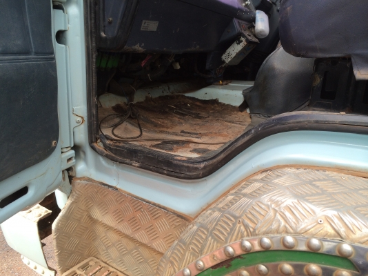 10ล้อ2เพลาดั้ม ISUZU 240 แรง FXZ23KF R...นางฟ้า รถสภาพสวย พร้อมใช้(เดิมหัวลาก)  เล่มพร้อม ครบ...