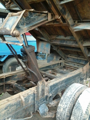 ขายด่วนดั้ม6ล้อสั้น85เดิมบ้างทั้งคัน ขายด่วนดั้ม6ล้อสั้น85เดิมบ้างทั้งคัน