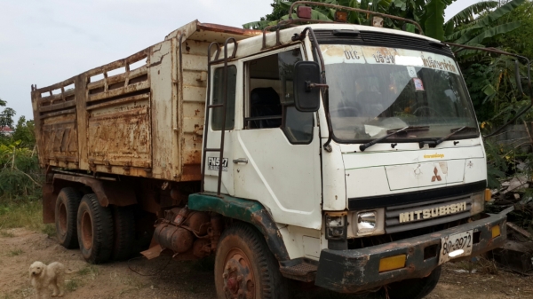 ขายด่วนไอ้หลงโบสองเพลาดั้มซีเรี่ยนFN527M-A24***สภาพเก็บรายละเอียดใหม่สวยกริบโทร0843923995