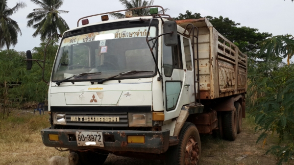 ขายด่วนไอ้หลงโบสองเพลาดั้มซีเรี่ยนFN527M-A24***สภาพเก็บรายละเอียดใหม่สวยกริบโทร0843923995