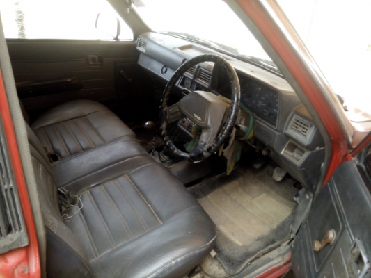 ขายกะบะตอนเดียว TOYOTA HILUX HERO เครื่องดีแน่น คัตซีสวย ใช้งานดีครับ ขายกะบะตอนเดียว TOYOTA HILUX HERO เครื่องดีแน่น คัตซีสวย ใช้งานดีครับ