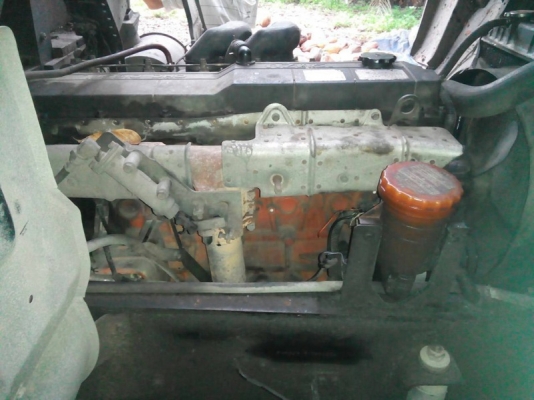 รถอีซูซุ 10 ล้อ รั้ว ( ไม่ดั้ม )  FVM  195 แรงม้า. ปี 39  สนใจติดต่อ  081 - 6079515