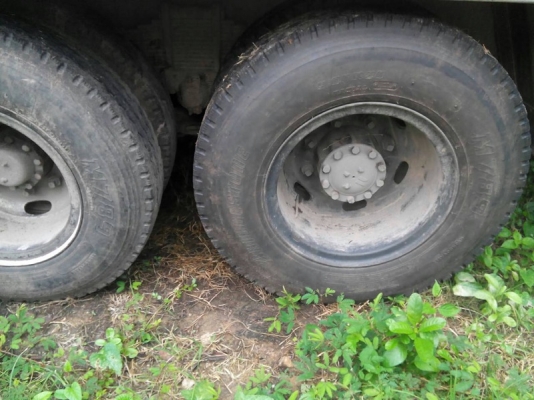 รถอีซูซุ 10 ล้อ รั้ว ( ไม่ดั้ม ) FVM 195 แรงม้า. ปี 39 สนใจติดต่อ 081 - 6079515 รถอีซูซุ 10 ล้อ รั้ว ( ไม่ดั้ม ) FVM 195 แรงม้า. ปี 39 สนใจติดต่อ 081 - 6079515