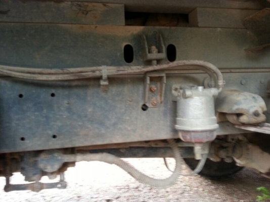 รถฮีโน่ 6 ล้อดั้ม 175 แรงม้า. ปี 55  ( รถวิ่ง 5x,xxx กม. )  สนใจติดต่อ  081 - 6079515