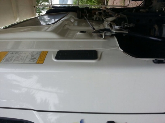 รถฮีโน่ 6 ล้อดั้ม 175 แรงม้า. ปี 55  ( รถวิ่ง 5x,xxx กม. )  สนใจติดต่อ  081 - 6079515