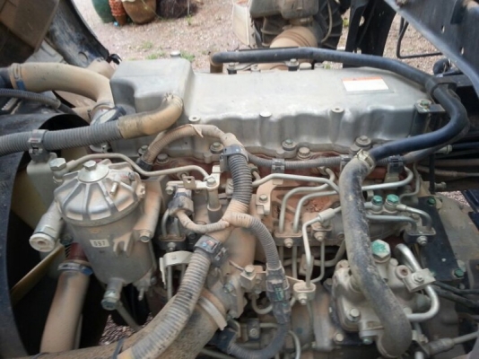 รถฮีโน่ 6 ล้อดั้ม 175 แรงม้า. ปี 55  ( รถวิ่ง 5x,xxx กม. )  สนใจติดต่อ  081 - 6079515