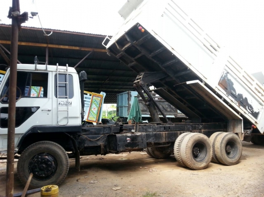 ขายไอ้หลง MA เครื่อง6D16 terbo สองเพลาด้๊มสามมิตร