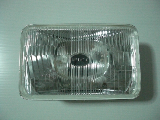 ขายไฟหน้าเหลี่ยมเล็กยี่ห้อFITT แบบเปลี่ยนไส้หลอดได้