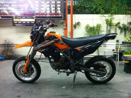 ขออนุญาติขาย Kawasaki D-Tracker 150cc รถปี56 สตาร์ทมือ โอนให้ฟรีครับ