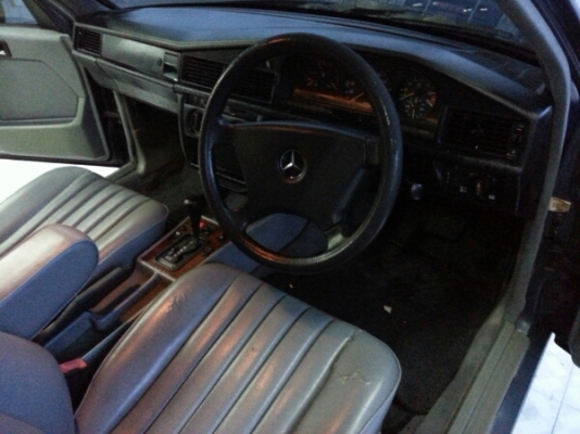 BENZ 190E ปี 92 ออโต้ แก๊สหัวฉีด ขับดีประหยัด พร้อมใช้ BENZ 190E ปี 92 ออโต้ แก๊สหัวฉีด ขับดีประหยัด พร้อมใช้