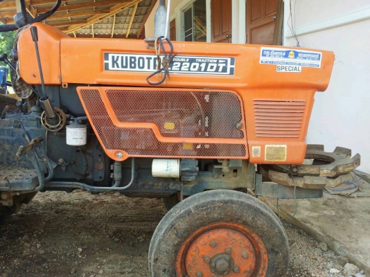 คูโบต้ารุ่นL2201สวยๆครับเดิมทุกอย่าง