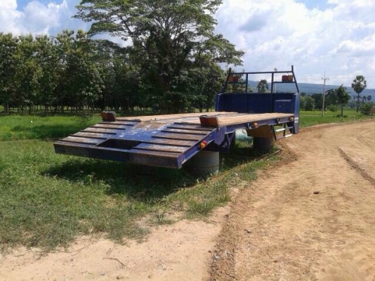 ขายรถบรรทุกสิบล้อเทเลอร์ Hino F17 เครื่อง HO7C-185 แรง 2 เพลา หางเทเลอร์แบ็คโฮ ขายรถบรรทุกสิบล้อเทเลอร์ Hino F17 เครื่อง HO7C-185 แรง 2 เพลา หางเทเลอร์แบ็คโฮ