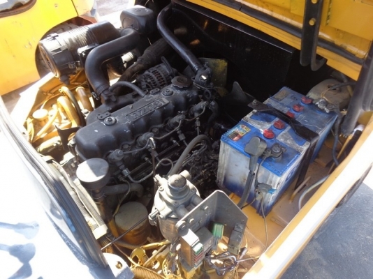 FOLK LIFT TCM FD25-C6 เครื่อง ISUZU C240 ยางตัน FOLK LIFT TCM FD25-C6 เครื่อง ISUZU C240 ยางตัน