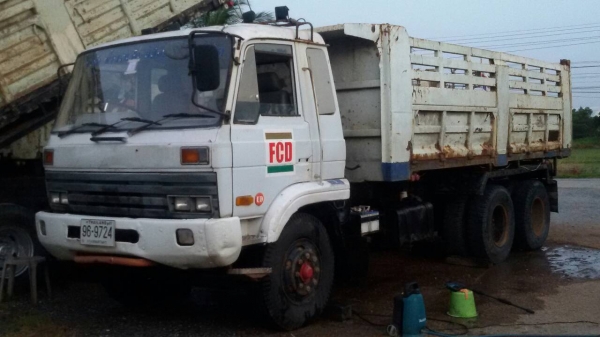 -Kปุ้ย.ชัยภูมิมัดจำแล้วครับ-นิสสัน10ล้อดั้ม2เพลาเครื่องNE6ครัชซีสวยมากๆเครื่องแน่นยางหน้าใหม่ราคา570.000บ