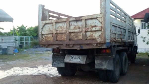 -Kปุ้ย.ชัยภูมิมัดจำแล้วครับ-นิสสัน10ล้อดั้ม2เพลาเครื่องNE6ครัชซีสวยมากๆเครื่องแน่นยางหน้าใหม่ราคา570.000บ