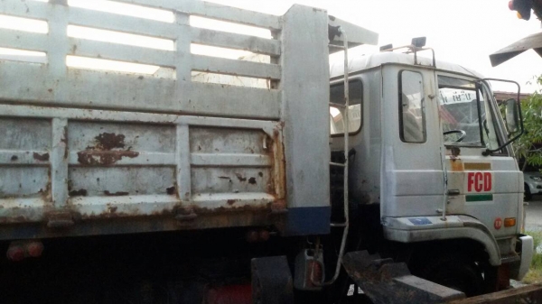 -Kปุ้ย.ชัยภูมิมัดจำแล้วครับ-นิสสัน10ล้อดั้ม2เพลาเครื่องNE6ครัชซีสวยมากๆเครื่องแน่นยางหน้าใหม่ราคา570.000บ