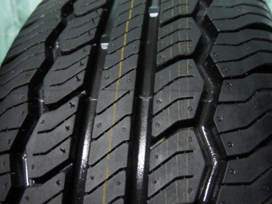 ขายล้อแม็ก Hyundai H1 พร้อมยางป้ายแดงปี 14 ขอบ 16