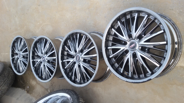 ขายล้อขอบ18 6รูชุดละ7500