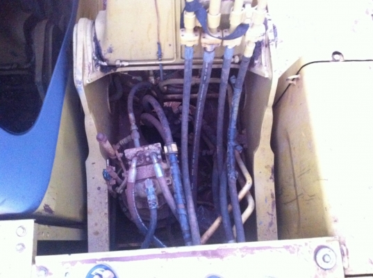 ขาย pc200-7 ใช้งาน11,600 ชั่วโมงสภาพพร้อมใช้