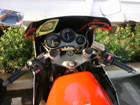 ขาย ซากYAMAHA FZR 250ทะเบียนแท้ถูกๆ ครับ ขาย ซากYAMAHA FZR 250ทะเบียนแท้ถูกๆ ครับ