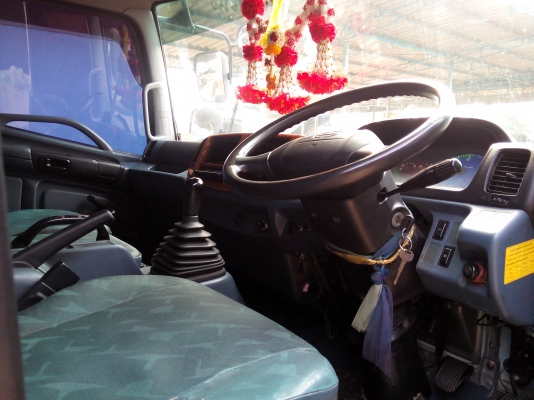 6 ล้อกลาง *Euro.2* HINO MEGA FC4J 175 แรงม้า+Turbo+Inter *ยาว 6.50 ม.* รถสวยเดิม * รถห้างแท้ * มีเล่มพร้อม * 6 ล้อกลาง *Euro.2* HINO MEGA FC4J 175 แรงม้า+Turbo+Inter *ยาว 6.50 ม.* รถสวยเดิม * รถห้างแท้ * มีเล่มพร้อม *