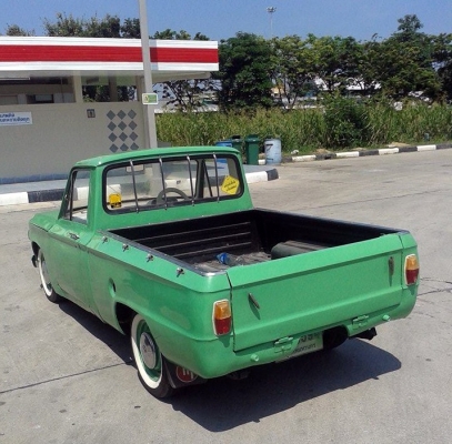 ขายมาสด้า800 สีเขียวครับ ทะเบียนพร้อมชุดโอนครับ